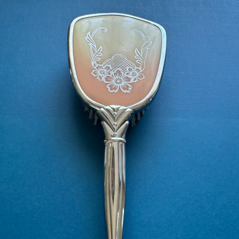 Vintage Victorian-Inspired Cream and Silver Hair Brush